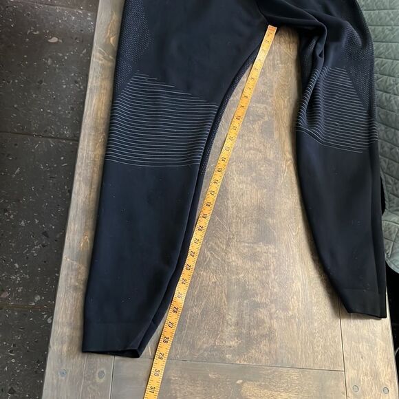 Gymshark Black Jogger sweats Womens Sz-Large - Picture 11 of 15